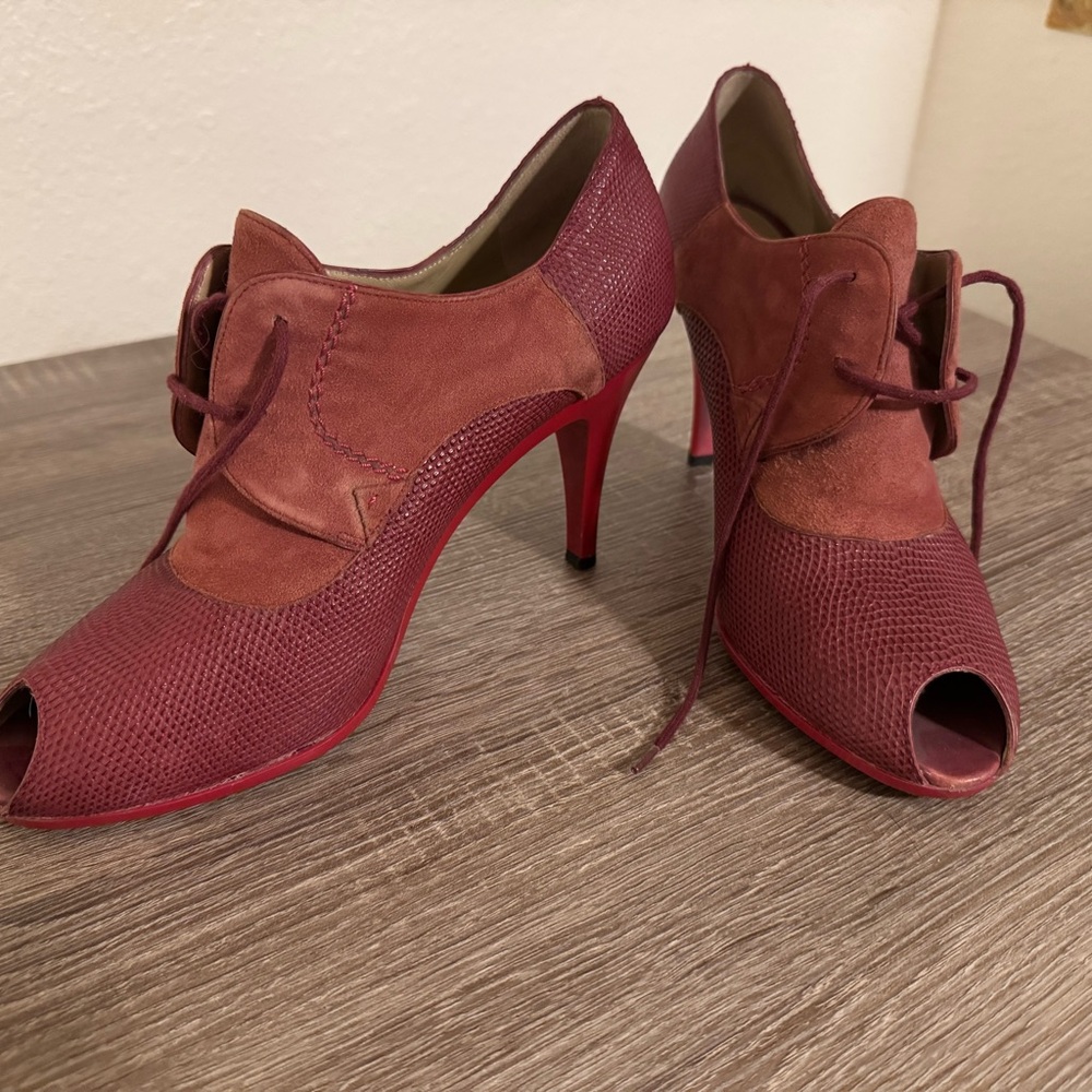 Fratelli Rossetti Red Peep-Toe Lace-Up Heels